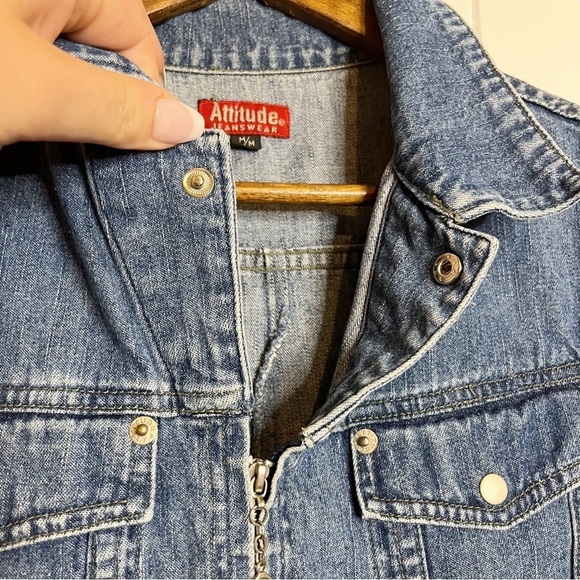 Y2K Attitude Jeans Wear Denim Vest. Size Medium. - Picture 4 of 6